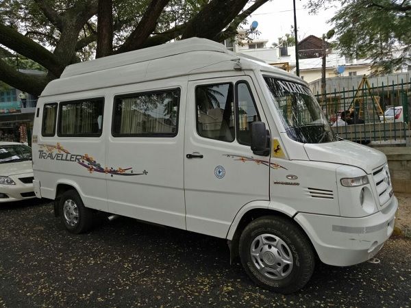 tempo traveller